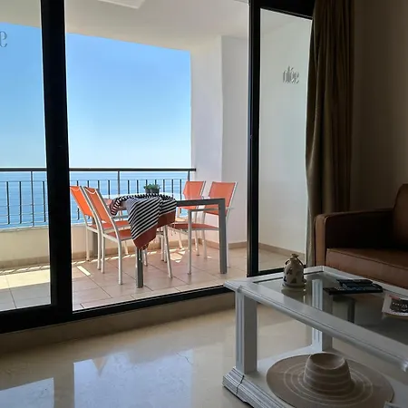 Apartment Frente Al Mar Con Parking Privado *
