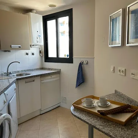 Apartment Frente Al Mar Con Parking Privado